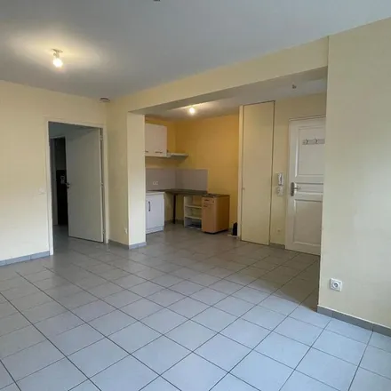 Rent this 1 bed apartment on 45 a Grande Rue in 26800 Étoile-sur-Rhône, France