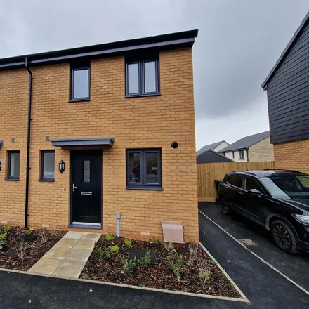 Rent this 2 bed duplex on Station Road in Misterton, TA18 8AE