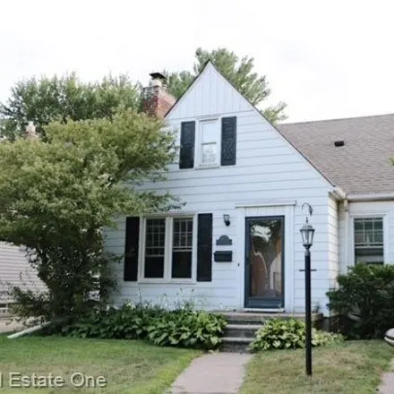 Buy this 3 bed house on 21533 Nowlin Street in Dearborn, MI 48124