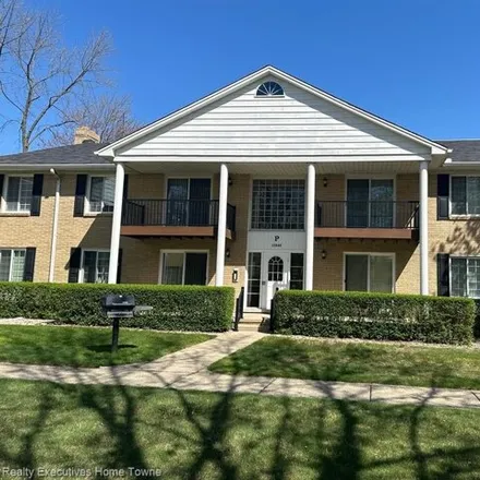 Buy this 2 bed condo on unnamed road in Sterling Heights, MI 48312