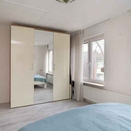Image 7 - Irisstraat 60, 7531 CW Enschede, Netherlands - Apartment for rent