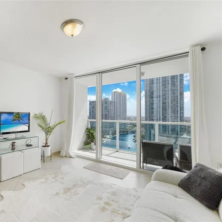 Image 3 - Brickell on the River North Tower, Riverwalk, Miami, FL 33131, USA - Condo for rent