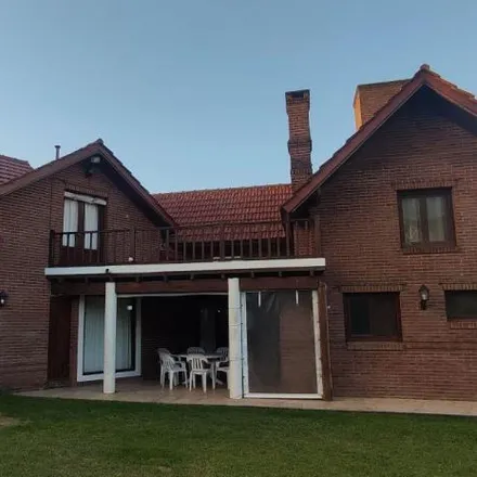 Rent this 4 bed house on Avenida Del Olimpo in Partido de Pinamar, Pinamar