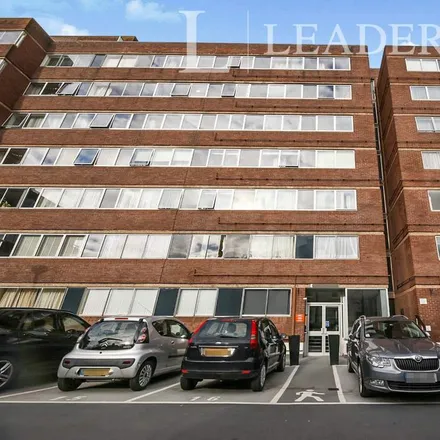 Rent this 3 bed apartment on SCCC in Eaton Road, Hove