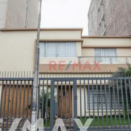 Image 2 - Toyota, Comandante Espinar Avenue, Miraflores, Lima Metropolitan Area 15074, Peru - House for sale