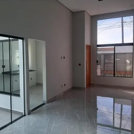 Buy this 3 bed house on Rua Luiz Gonzaga Lopes in Leonor, Londrina - PR