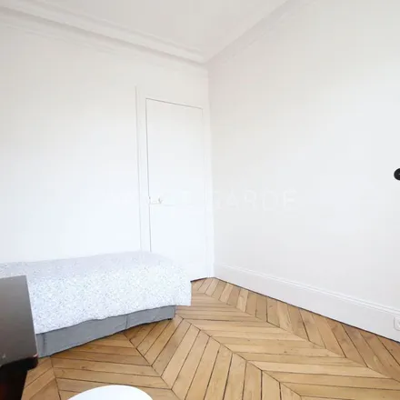 Image 6 - 91 Boulevard Voltaire, 75011 Paris, France - Apartment for rent