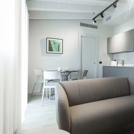 Image 2 - Stylish studio not far from Milano Porta Romana train station  Milan 20135 - Apartment for rent