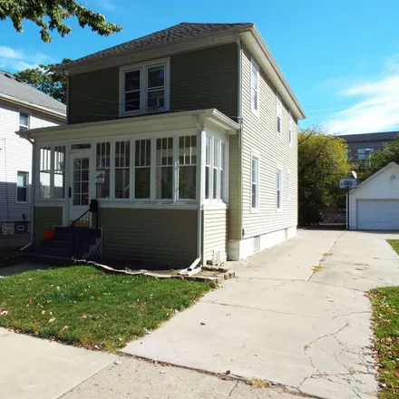 Buy this 2 bed townhouse on 21 Miller Street in Mount Clemens, MI 48043