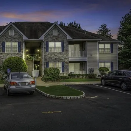 Image 1 - 612 Wedgewood Circle, Middletown Township, NJ 07718, USA - Condo for sale