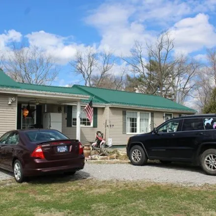 Image 2 - 100 Bear Drive, Sullivan County, TN 37618, USA - House for sale