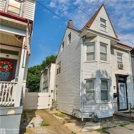 Buy this 3 bed house on 21 South 14th Street in Easton, PA 18042