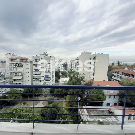 Rent this 3 bed apartment on Παπαπέτρου 19 in Thessaloniki, Greece