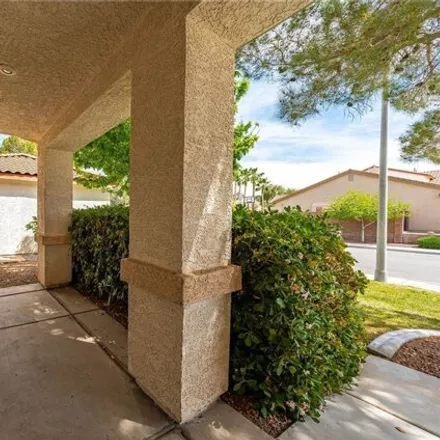 Image 7 - 2296 Flowering Cactus Avenue, Henderson, NV 89052, USA - House for sale