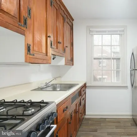 Image 5 - 2812 Midvale Avenue, Philadelphia, PA 19129, USA - Apartment for rent