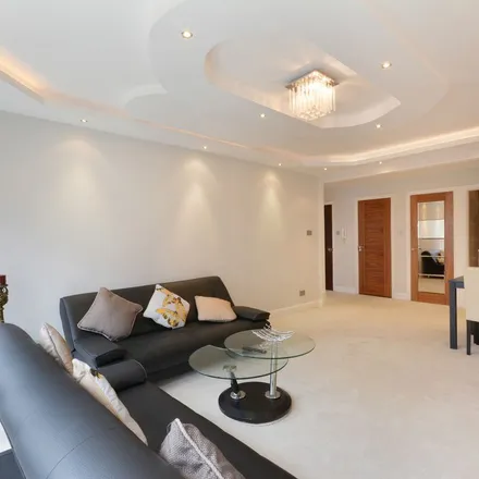 Rent this 2 bed apartment on The Quadrangle Tower in Cambridge Square, London