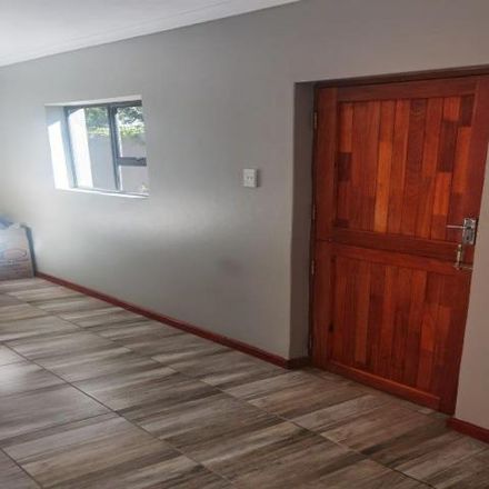 Rent this 2 bed apartment on Main Post Office in Saint Andrews Street, Mangaung Ward 19