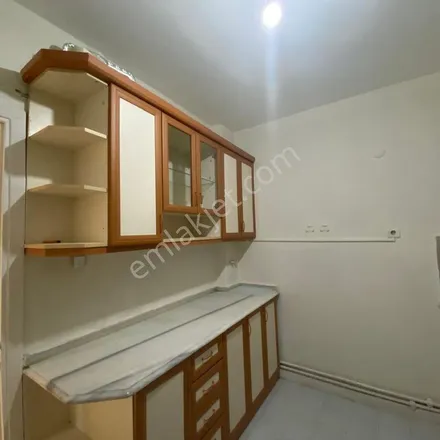 Rent this 3 bed apartment on Menderes Caddesi in 34160 Güngören, Turkey