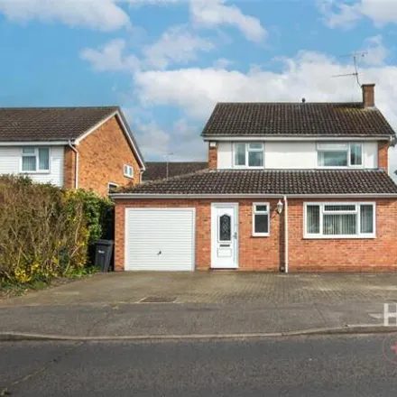 Buy this 4 bed house on Pondholton Drive in Witham, CM8 1QG