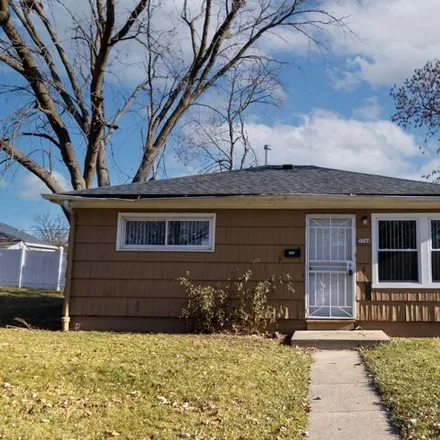 Buy this 2 bed house on 5744 North 61st Street in Milwaukee, WI 53218