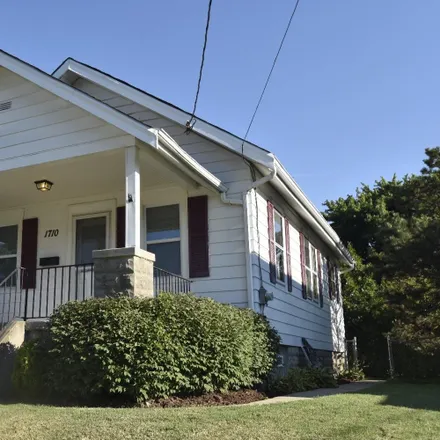 Buy this 2 bed house on 1701 Sterling Avenue in North College Hill, Hamilton County
