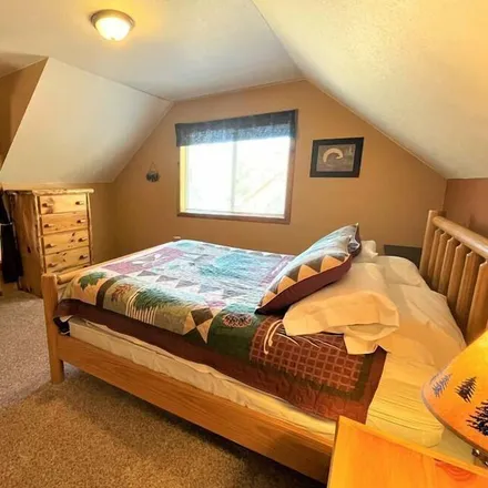 Rent this 6 bed house on Wisconsin Dells in WI, 53965