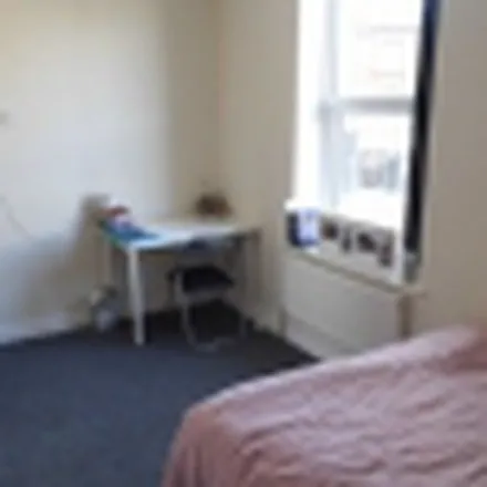 Rent this 5 bed apartment on SMITHDOWN RD/NICANDER RD in Smithdown Road, Liverpool