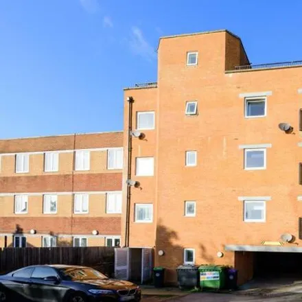 Buy this 2 bed apartment on Osnaburgh Hill in Camberley, GU15 3HF