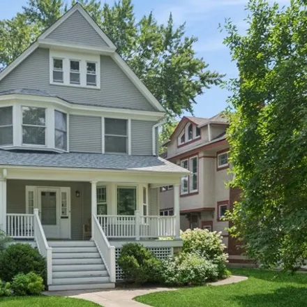 Buy this 3 bed house on 318 N Cuyler Ave in Oak Park, Illinois