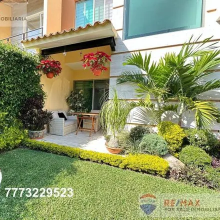 Buy this 4 bed house on Avenida General Emiliano Zapata in Jiutepec Centro, 62550 Jiutepec
