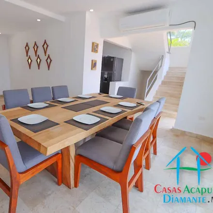 Rent this 5 bed house on unnamed road in Brisas del Marqués, 39300 Acapulco