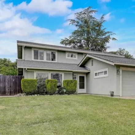Buy this 4 bed house on 7151 Geowood Way in Citrus Heights, CA 95610