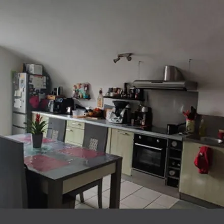 Rent this 4 bed apartment on 14 Chemin du Gavot in 30700 Saint-Maximin, France