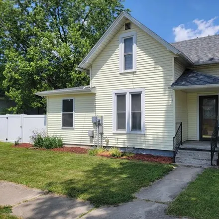 Buy this 3 bed house on 190 East 19th Street in Auburn, IN 46706