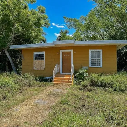 Buy this 3 bed house on 419 East 4th Street in Pahokee, Palm Beach County