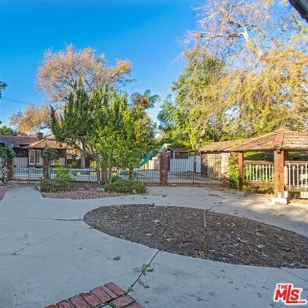 Image 4 - 23121 Ostronic Dr, Woodland Hills, California, 91367 - House for sale