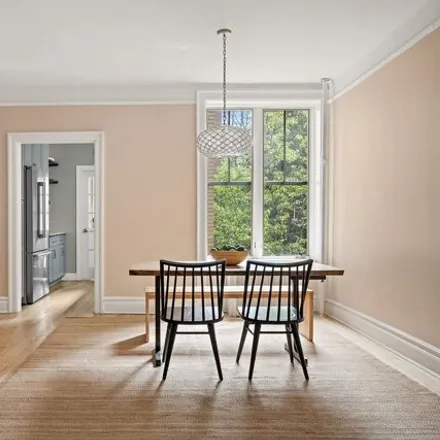 Image 2 - 35-55 80th Street, New York, NY 11372, USA - Apartment for sale