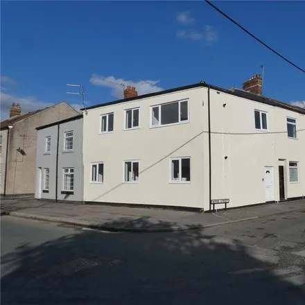 Rent this 2 bed apartment on Newsagents in Durham Road, Spennymoor