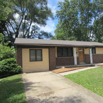 Buy this 4 bed house on 2643 Hubbell Road in Columbus, OH 43232