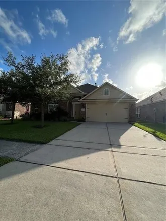 Rent this 3 bed house on 7663 Peppermint Lane in Harris County, TX 77521