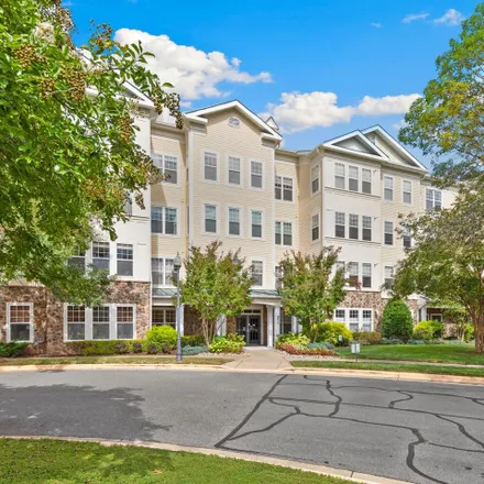 Image 1 - 311 High Gables Drive, Gaithersburg, MD 20878, USA - Condo for sale