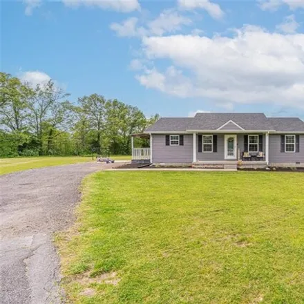 Buy this 3 bed house on 98 Joseph Court in Chalybeate, Edmonson County