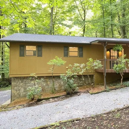 Buy this 2 bed house on 643 Timberline Drive in Maggie Valley, Haywood County