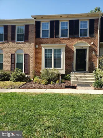 Rent this 3 bed townhouse on 5740 Loft Hill Court in Rose Hill, VA 22303
