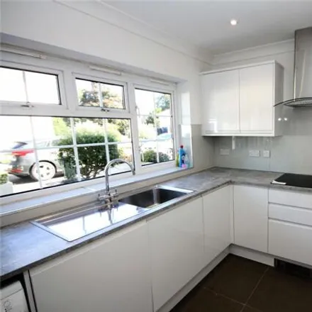 Image 3 - Netherhall Gardens, Bournemouth, BH4 9EL, United Kingdom - Townhouse for sale