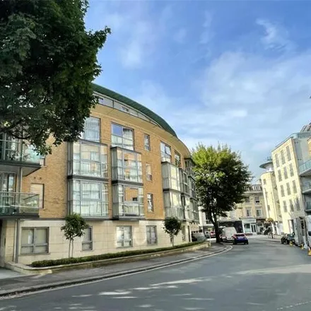 Rent this 2 bed room on Contemporis in Merchants Road, Bristol