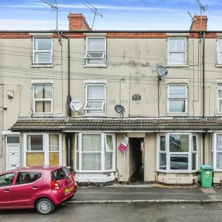 Buy this 3 bed townhouse on 15 Alberta Terrace in Nottingham, NG7 6HZ