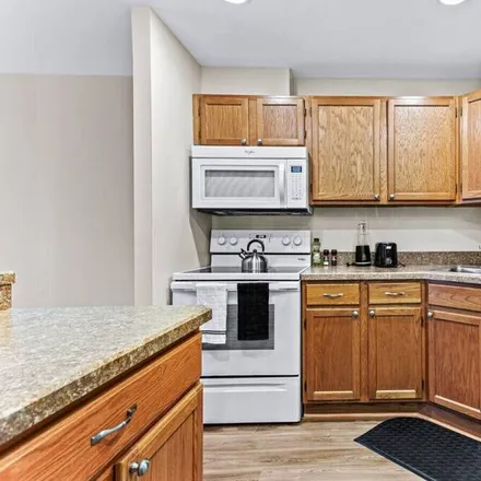 Image 6 - Dearborn, MI - Apartment for rent