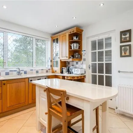 Image 5 - Blake Hill Avenue, Bournemouth, Christchurch and Poole, BH14 8QA, United Kingdom - House for sale