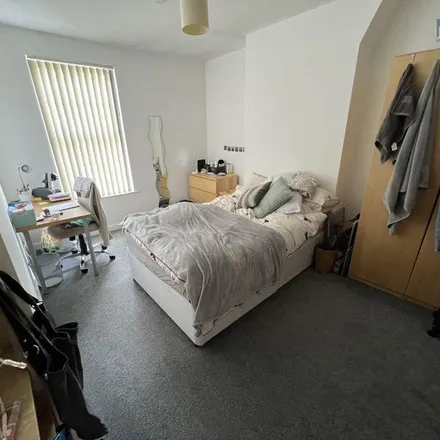 Image 1 - Allerton Road, Liverpool, L18 2JN, United Kingdom - Apartment for rent